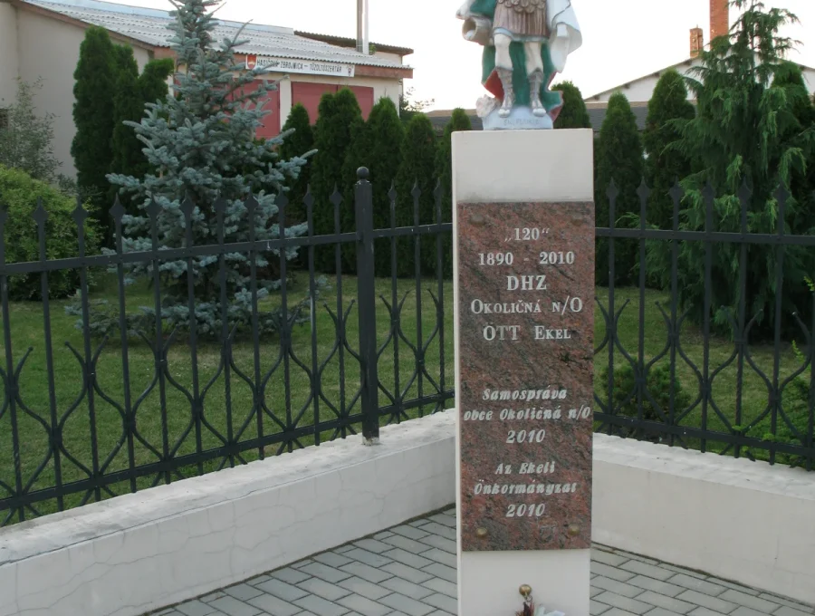 Szent Flórián-szobor Ekelben